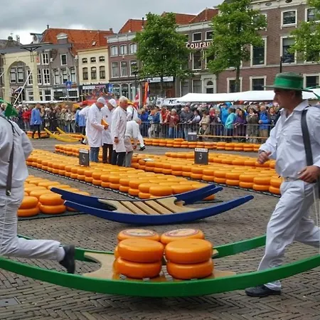 Meerpaal 43 *