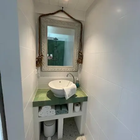 Meerpaal 43 *